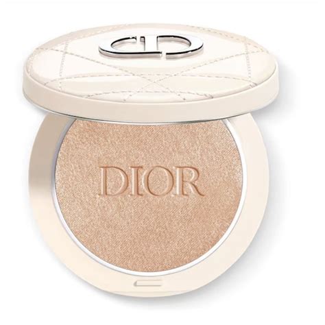 Diorskin Nude Luminizer: хайлайтер с перламутровыми 